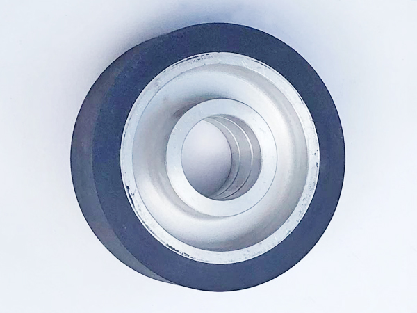 鋁芯橡膠輪150×50.47孔